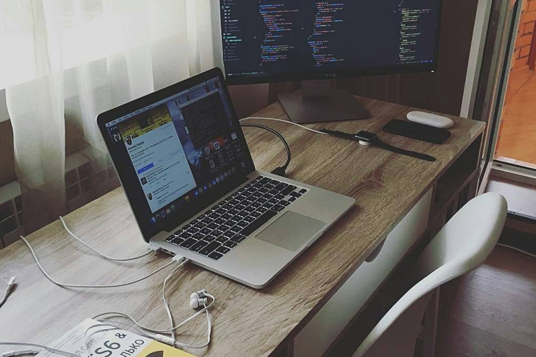 7 Tips to Choose Outsourcing Web Development Company